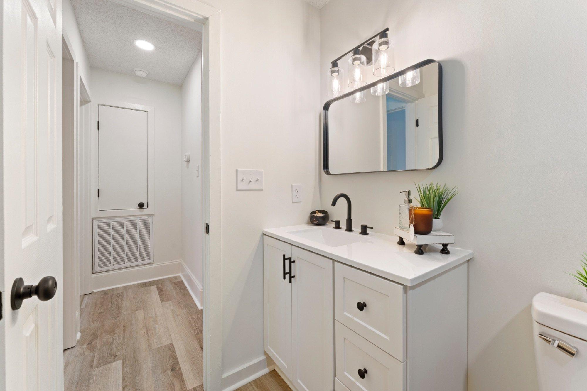 carousel-hero-element image-6